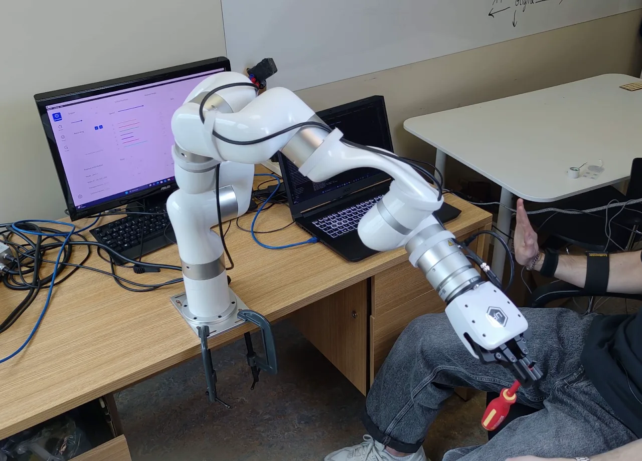 EMG ROBOT CONTROL — figure 3
